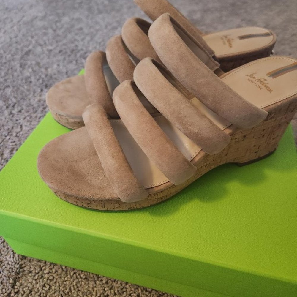 Sam Edelman Yuki Wedge Sandal in Golden Caramel Size 8